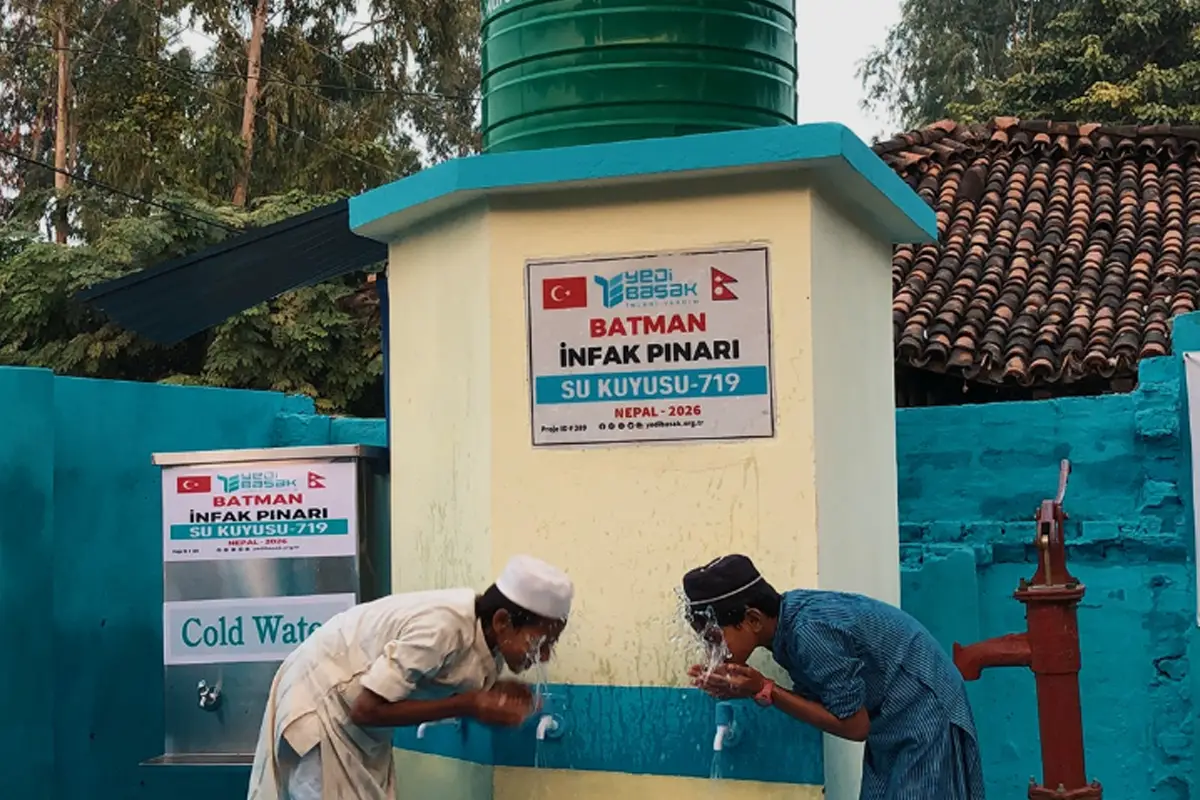 Yedi Başak Nepal'de su kuyusu açtı